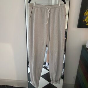 Gray drawstring sweatpants size XL